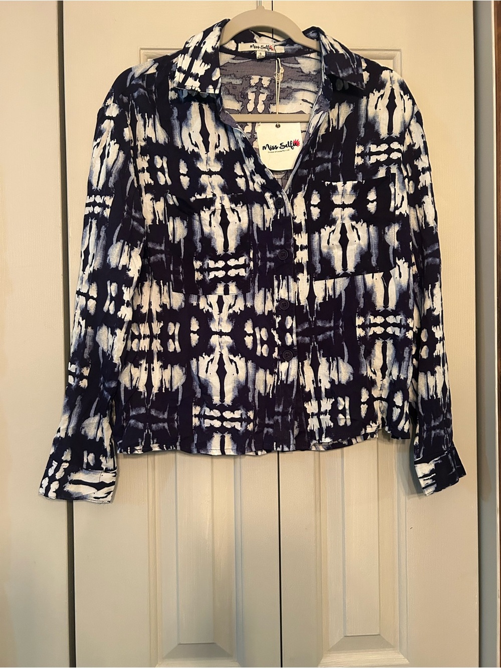 White & Navy Patterned Button-Down Women’s Shirt by New World Style